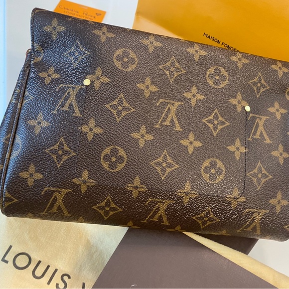 SOLD !!!AUTHENTIC 💎Louis Vuitton Monogram Favorite MM. - Picture 6 of 17
